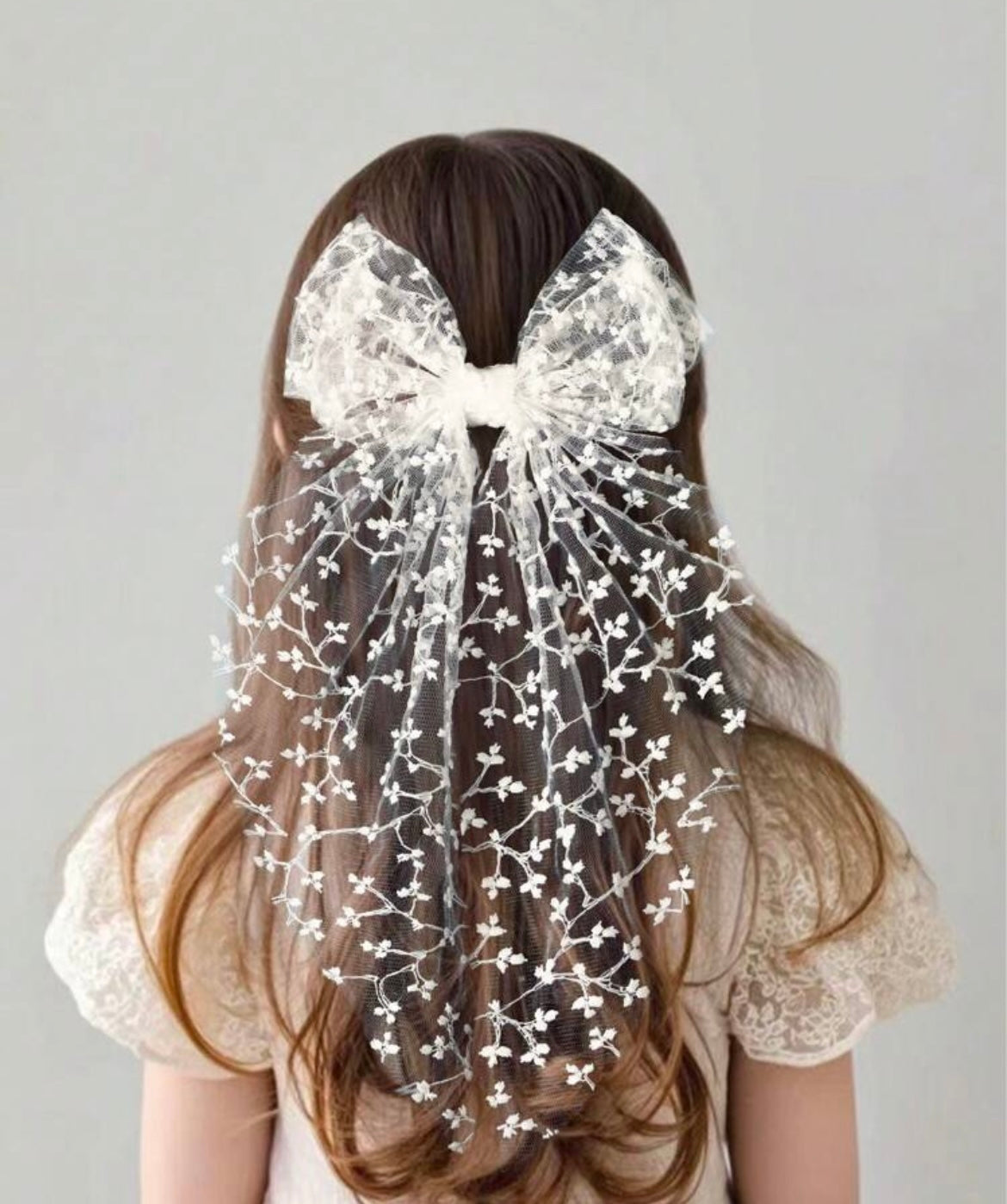 Lace ribbon