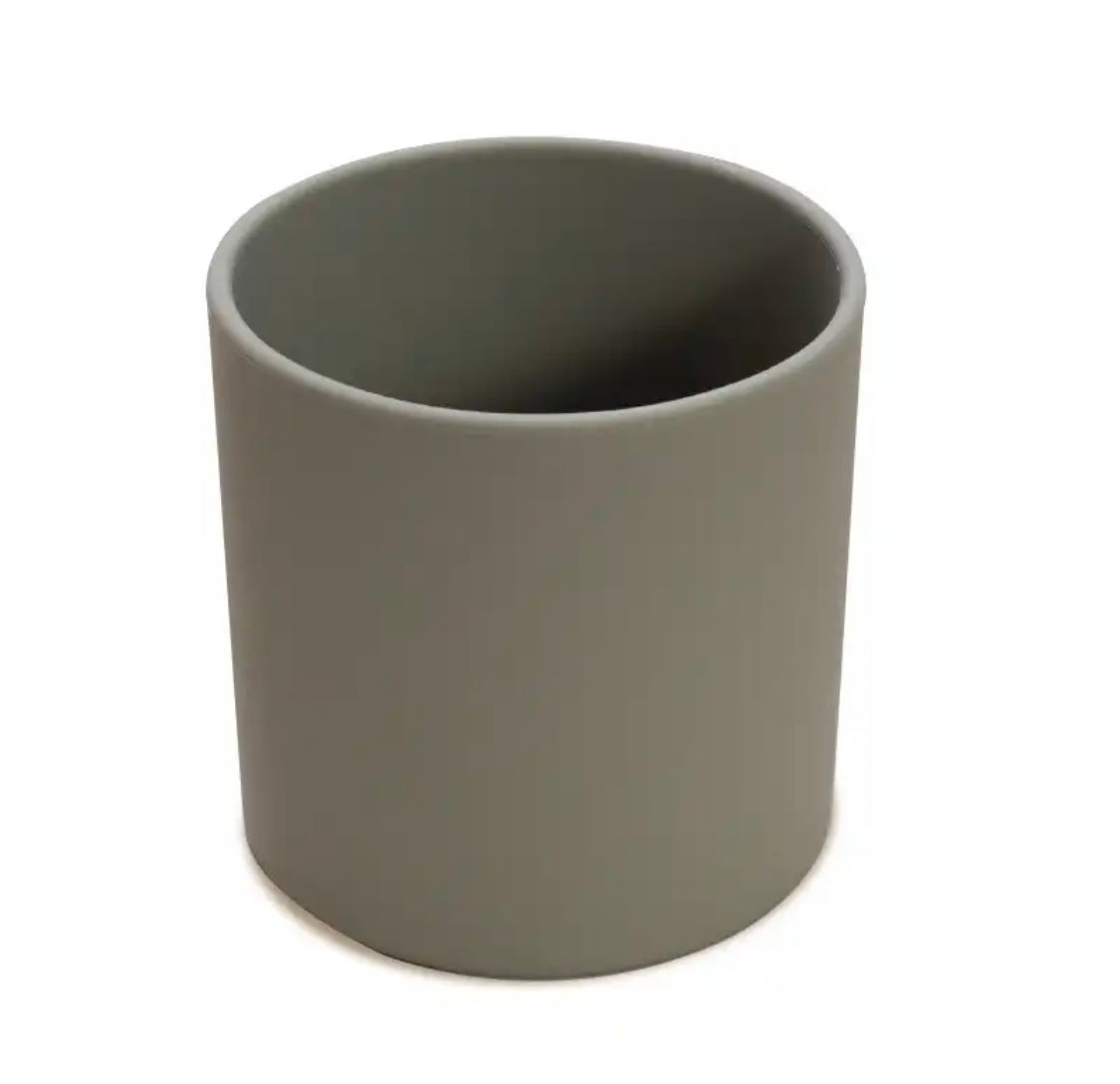 Sipping cup (Free for over45kd)