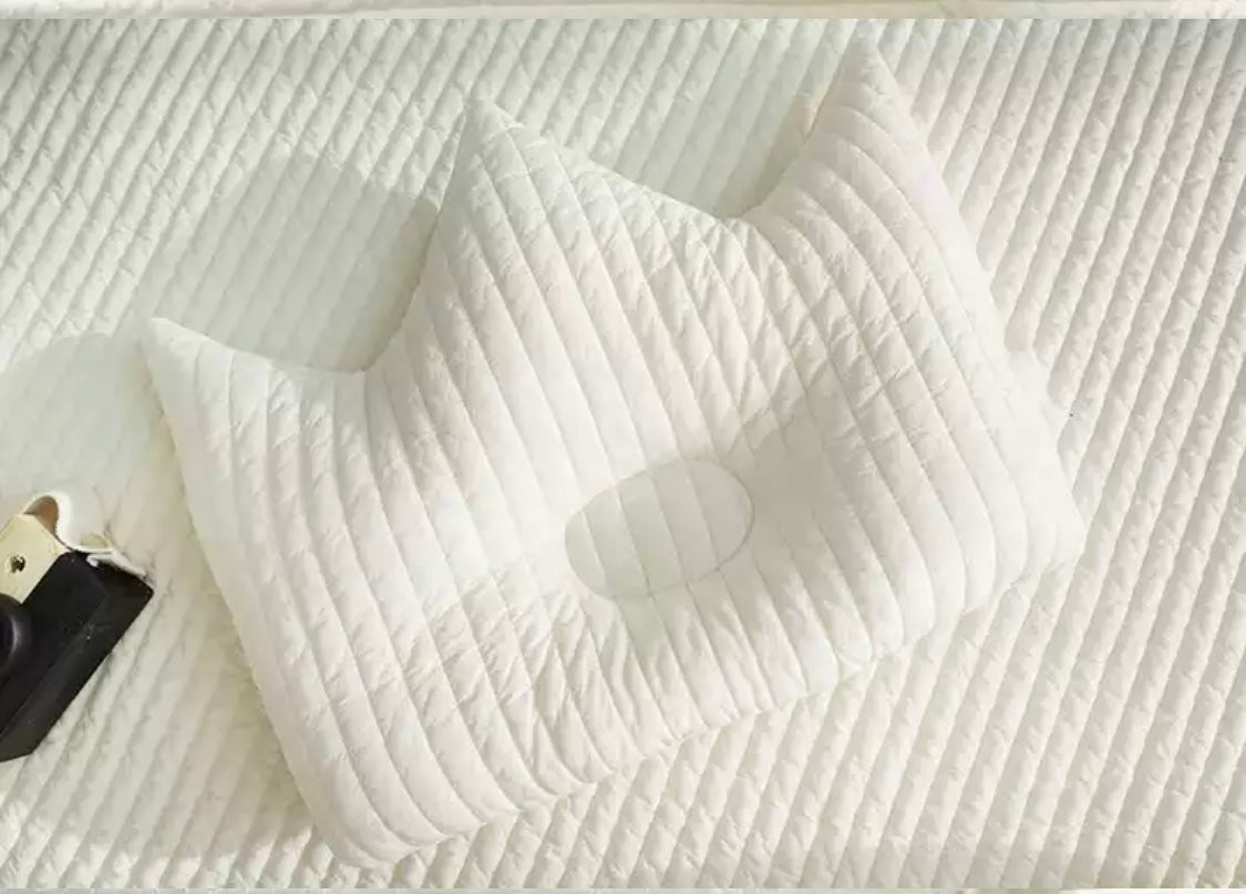 Crown pillow